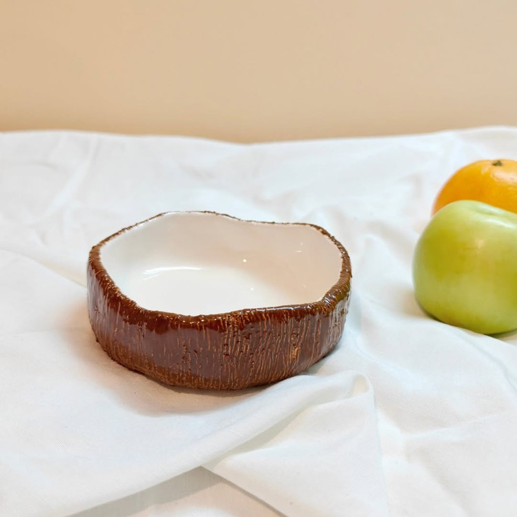 کاسه سرامیکی مدل نارگیل دستساز لعاب براق داخل سفید ناب سرامیک