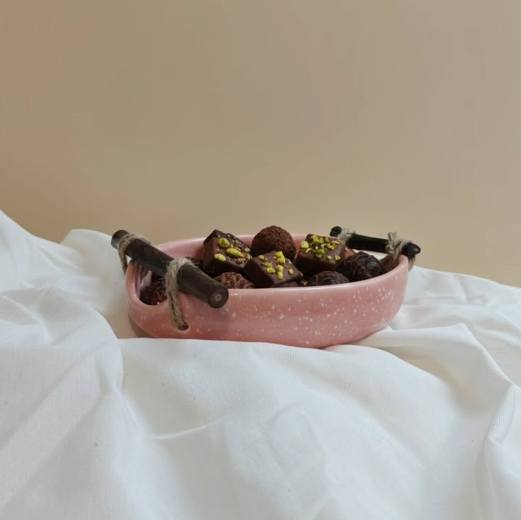 ظرف شکلات خوری خاص ترکیب با چوب طراحی ناب سرامیک