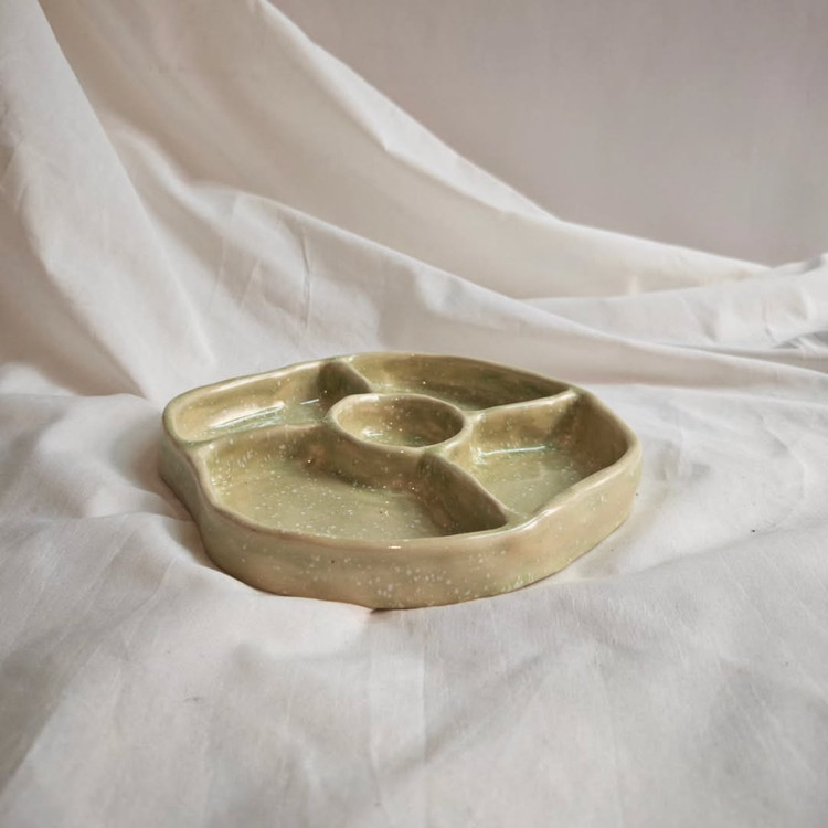 ظرف اردوخوری و سرو تنقلات دستساز و مدرن از ناب سرامیک