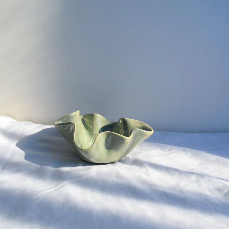 کاسه سرامیکی دفورمه و خاص طراحی ناب سرامیک