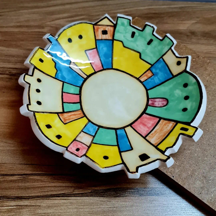 ظرف سرامیکی خاص طرح شهر نقاشی با دست از ناب سرامیک