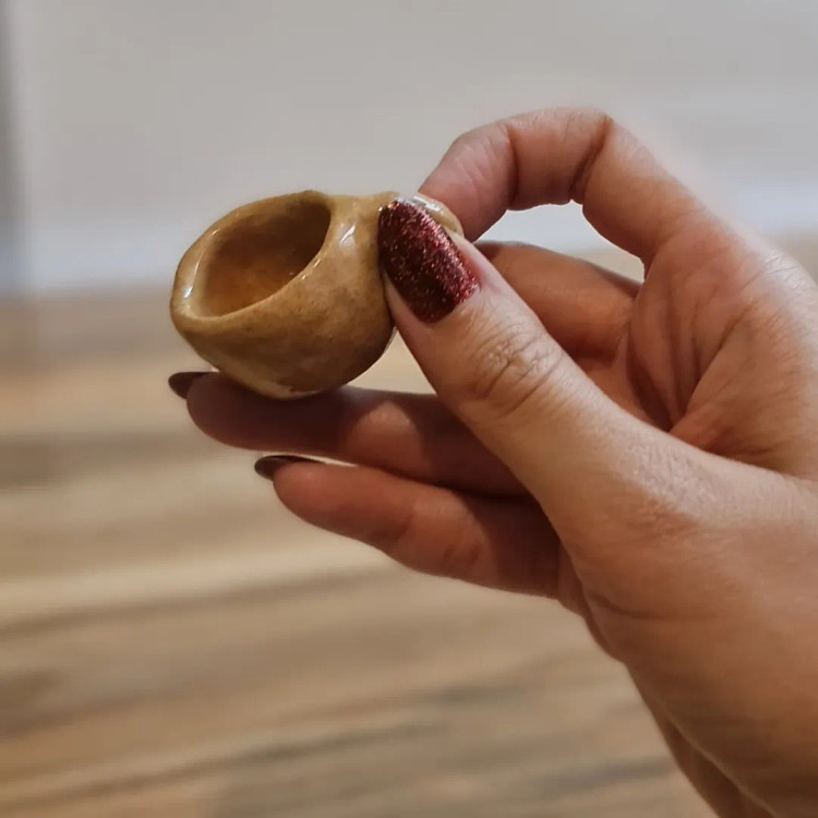 ماگ مینیاتوری دستساز و خاص ناب سرامیک