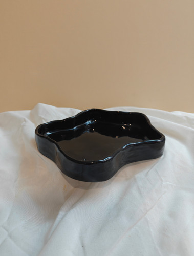 ظرف تنقلات و مزه خوری سرامیکی دستساز مشکی براق ناب سرامیک