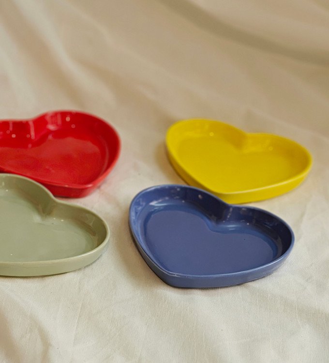 بشقاب سرامیکی رنگی طرح قلب