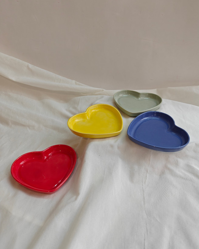 بشقاب سرامیکی مدل قلب دستساز-خرید مستقیم از تولید کننده