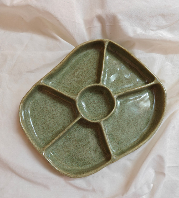 ظرف اردو خوری خاص و مدرن از برند ناب سرامیک