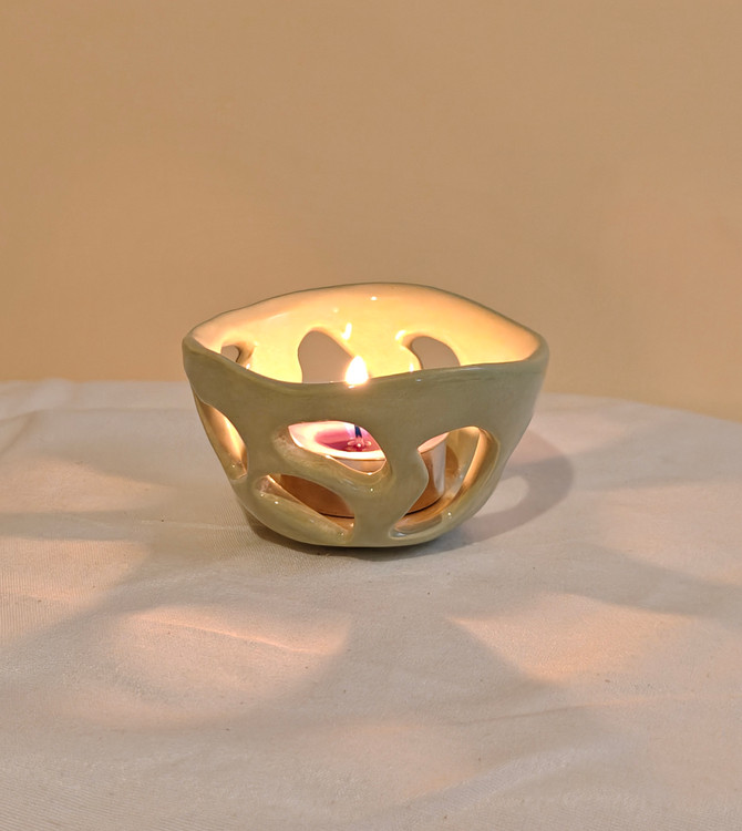 جاشمعی سرامیکی دستساز مدل مشبک