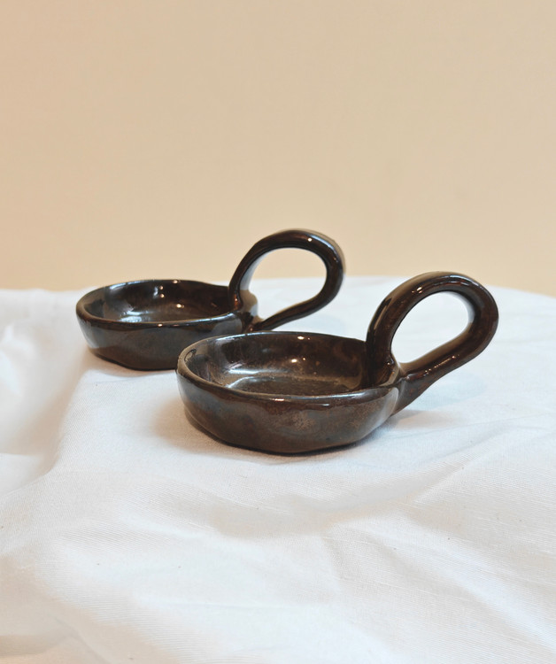 جاشمعی سرامیکی دستساز مدل دسته دار رنگ قهوه ای تیره