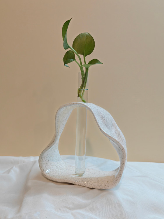 گلدان سرامیکی و دکوری دستساز تاب سرامیک