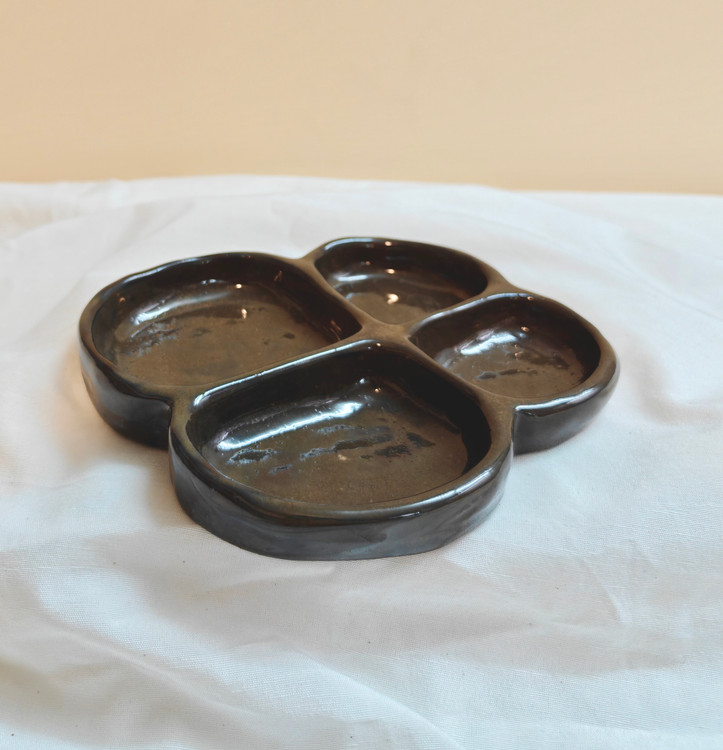 ظرف تنقلات دستساز